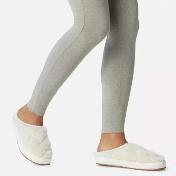 NWT Columbia Cozy Cabin Omni-Heat Lazy Bend Camper Slipper Shoe Size 8 - Picture 1 of 10